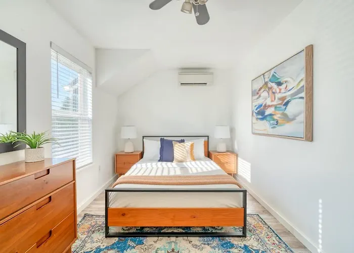 Stay Portland Collection - Alberta Arts Luxury, Sleeps 6, Walk Score 99